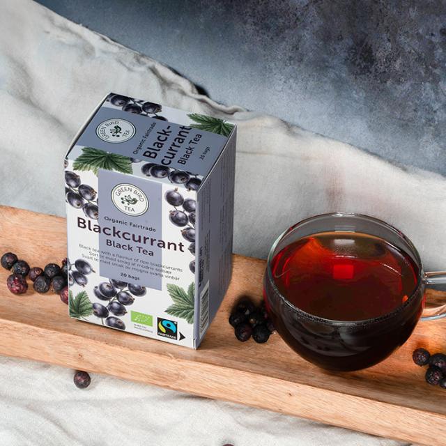 grå og grønne kaffekopper hos Horisont